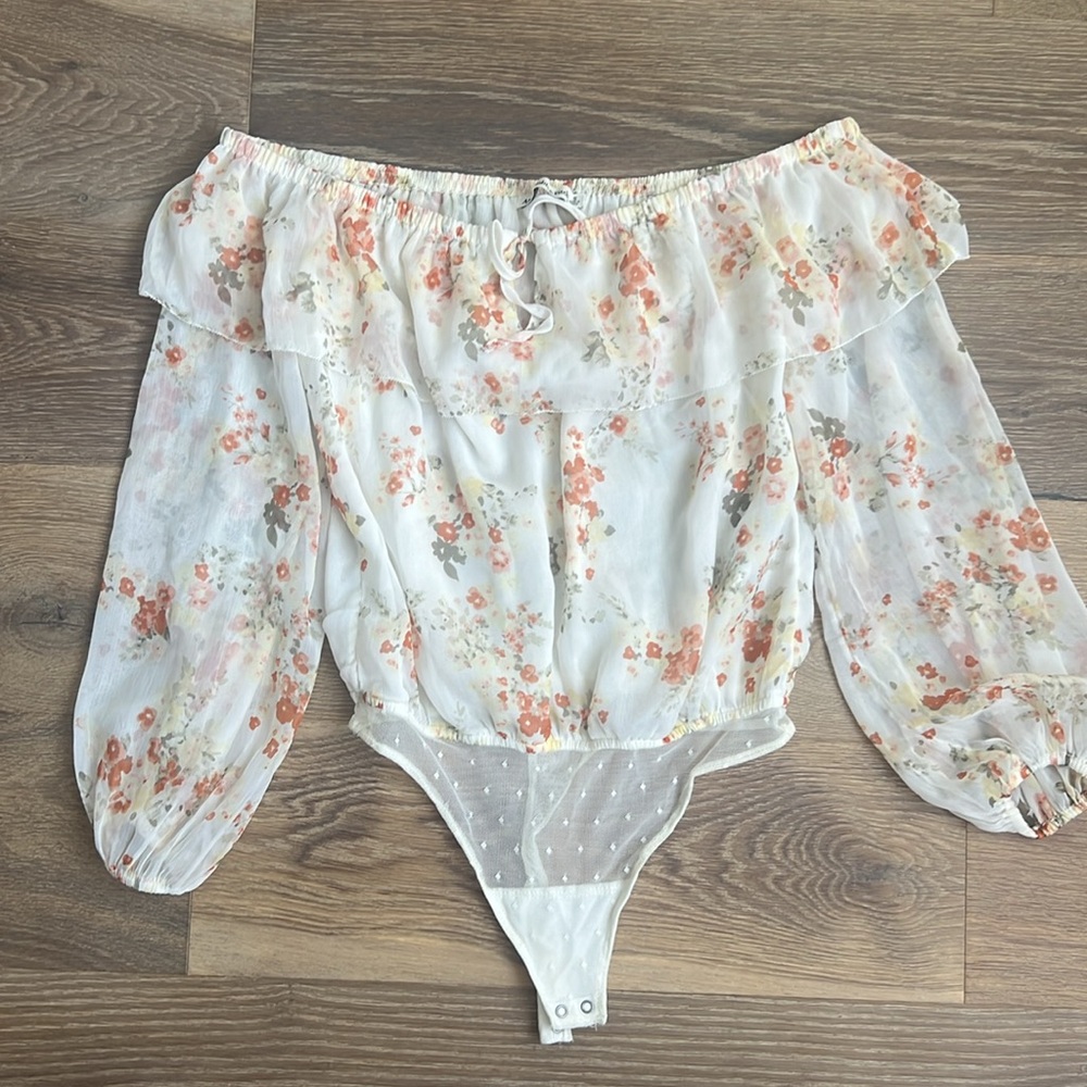 Abercrombie Off Shoulder